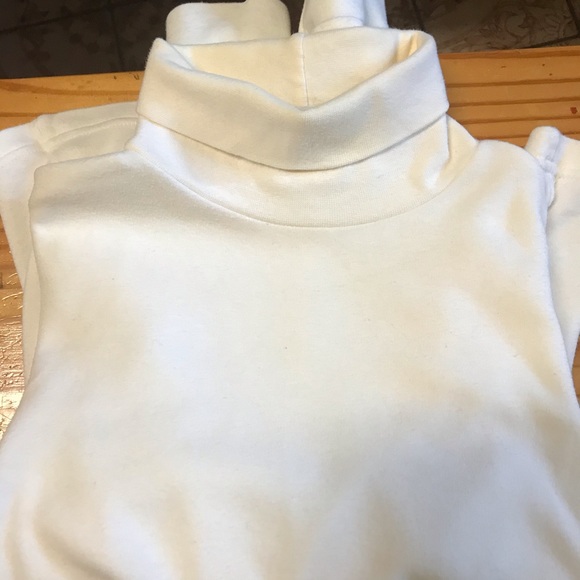 Top - Picture 4 of 4